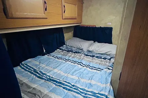 Keystone 19FLB Travel Trailer +Extras - Delivery Only