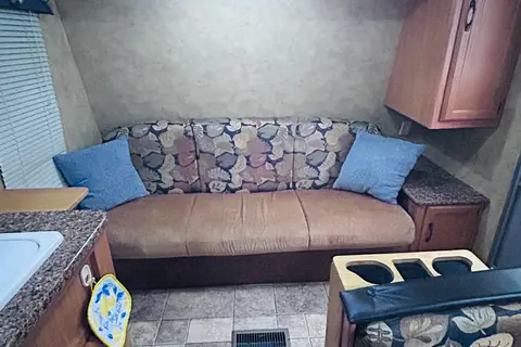 Keystone 19FLB Travel Trailer +Extras - Delivery Only