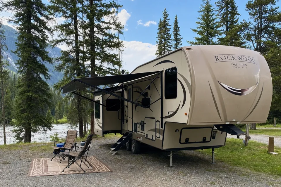 Ryan's Forest River Rockwood Fifth Wheel