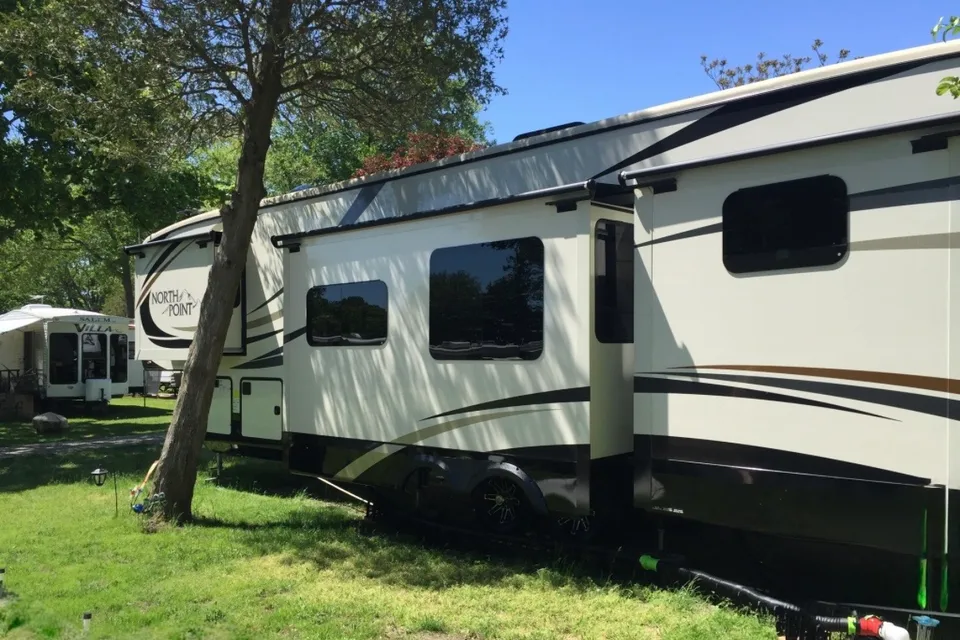 The Luxe Lodge on Wheels