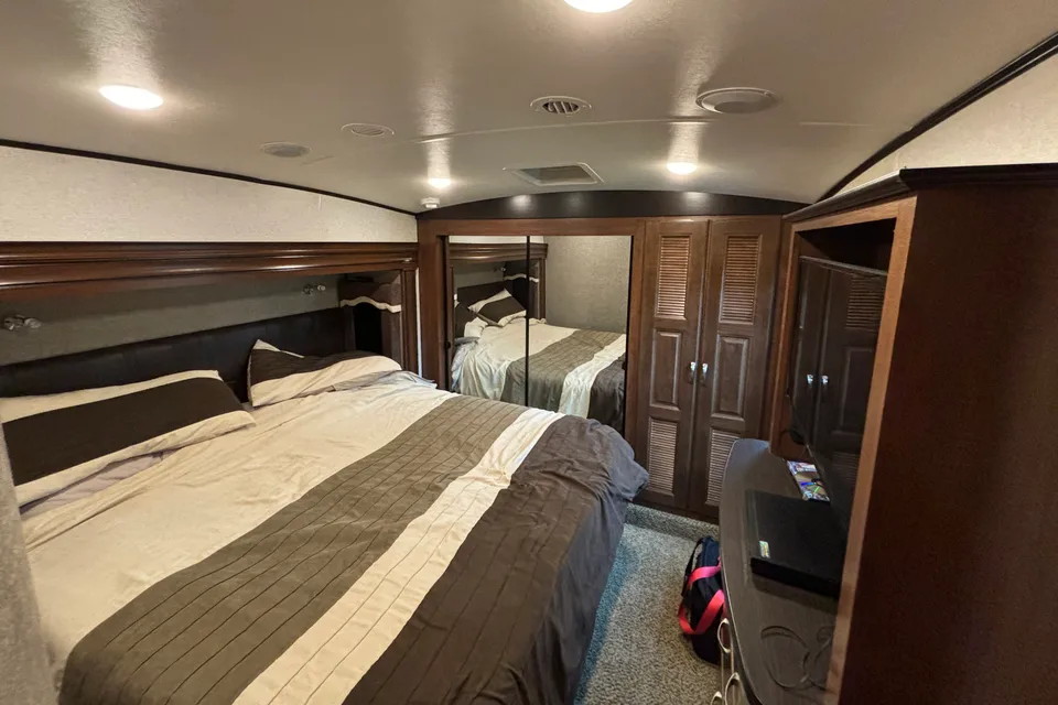 The Luxe Lodge on Wheels