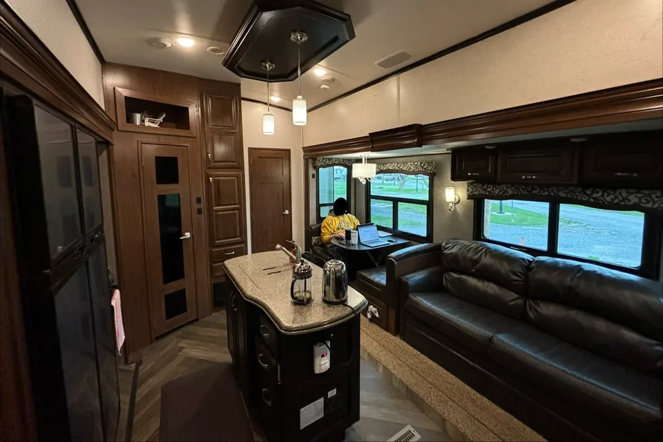 The Luxe Lodge on Wheels