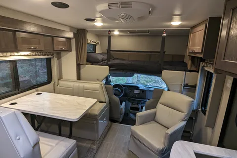 Harvey the RV (2020 24 Foot Adventurer)