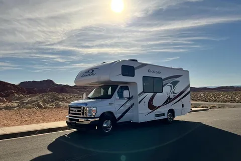 Brand-new 2024 Thor Chateau Class C 24 ft. - FREE PRIVATE SHUTTLE - Mathilda - 