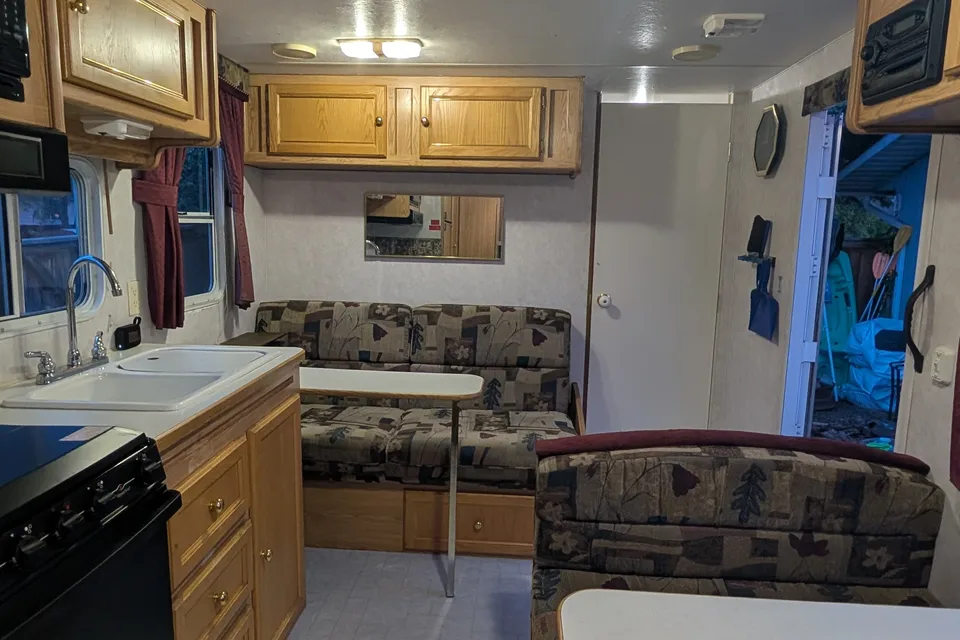 Cariboo Rustler Bunkhouse