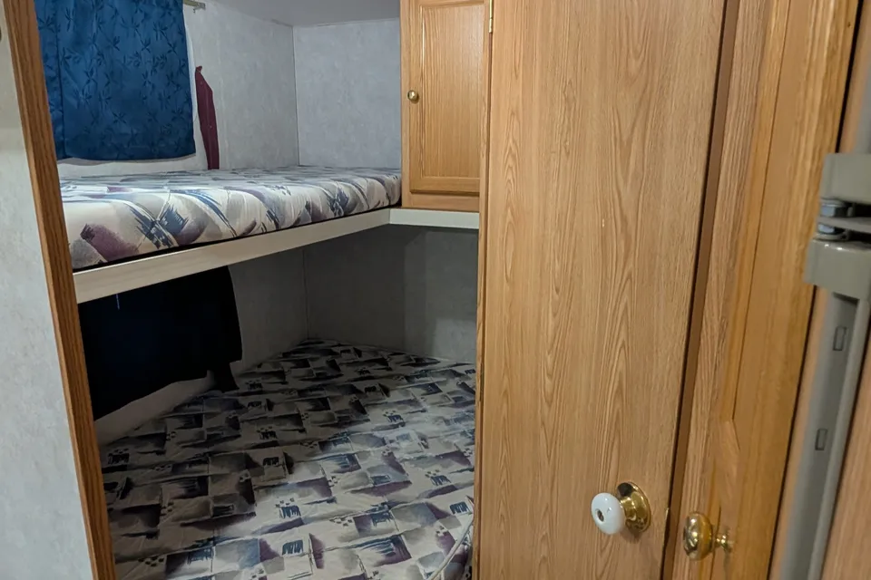 Cariboo Rustler Bunkhouse