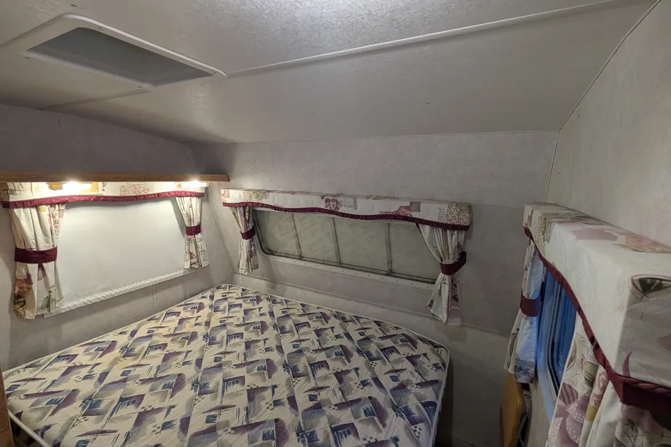 Cariboo Rustler Bunkhouse