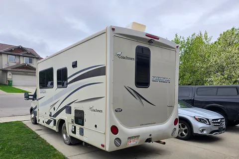 Krish's 2016 FORD TRANSIT T-350 HD 2016 FORD TRANSIT T-350 HD Class C