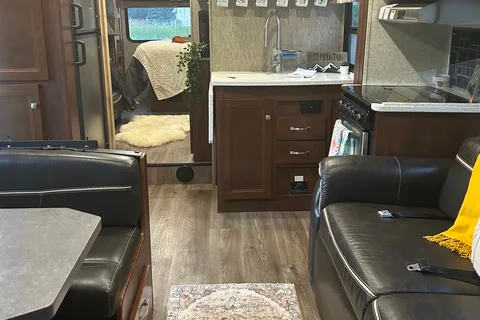 "Neverland" A family Friendly Bunkhouse!