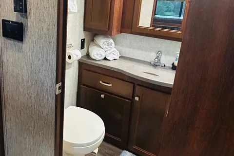 "Neverland" A family Friendly Bunkhouse!
