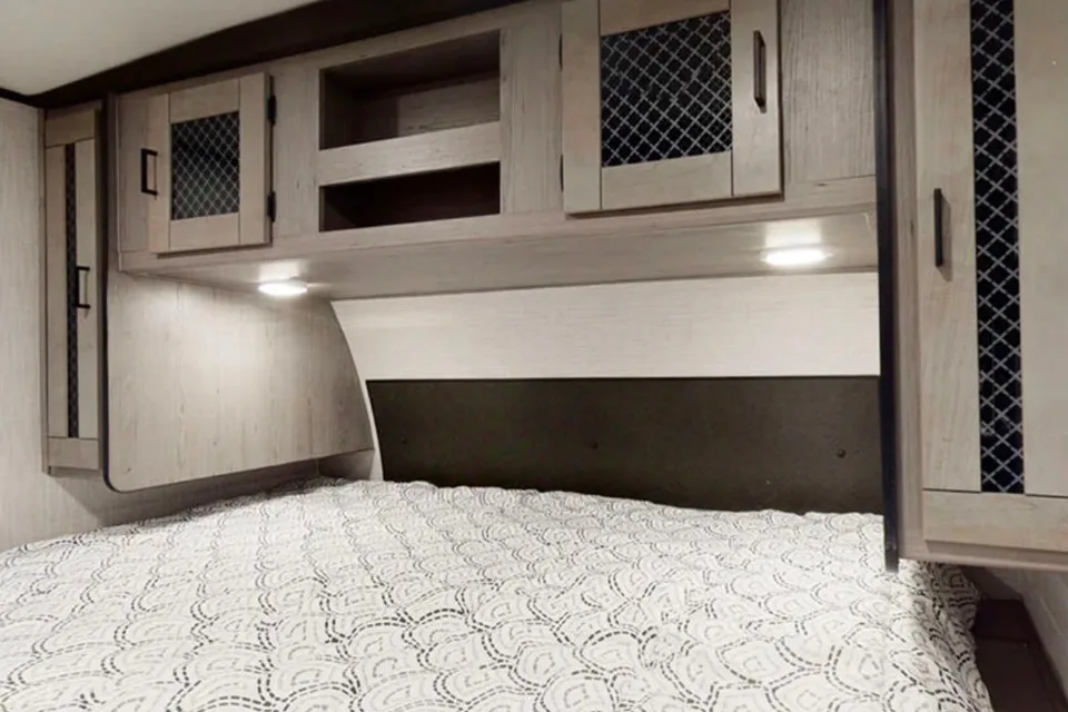 2021 Mallard M32 Travel Trailer