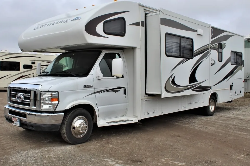 Mike's Jayco greyhawk Class C