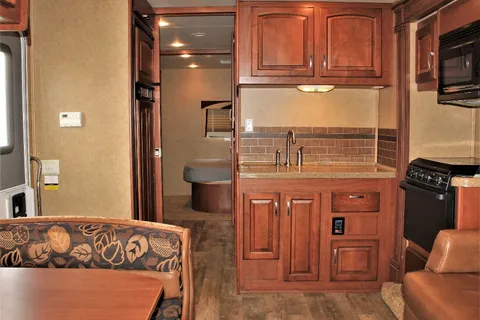 Mike's Jayco greyhawk Class C