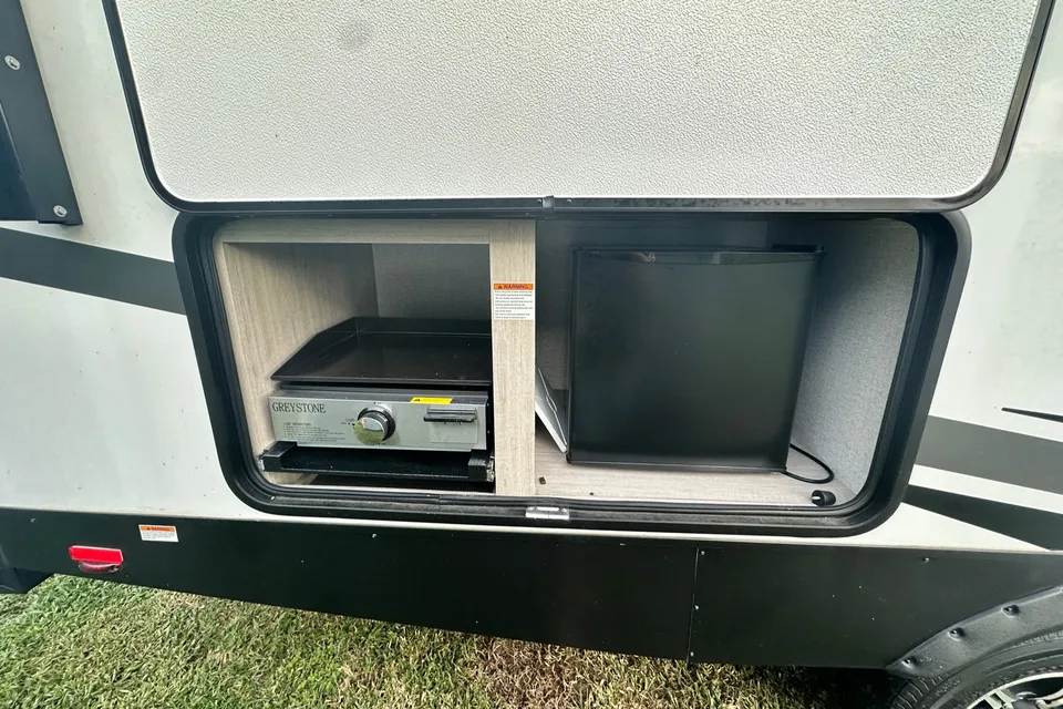 2022 East to West Travel Trailer