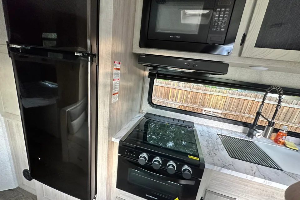 2022 East to West Travel Trailer