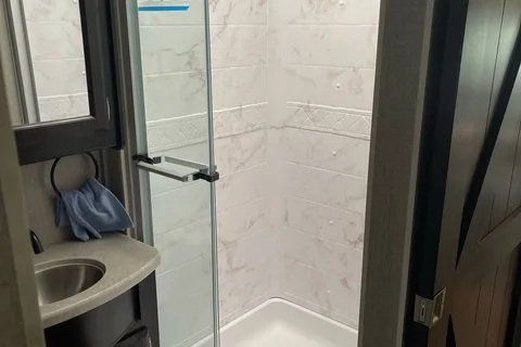 Lee's Jayco Precept Class A