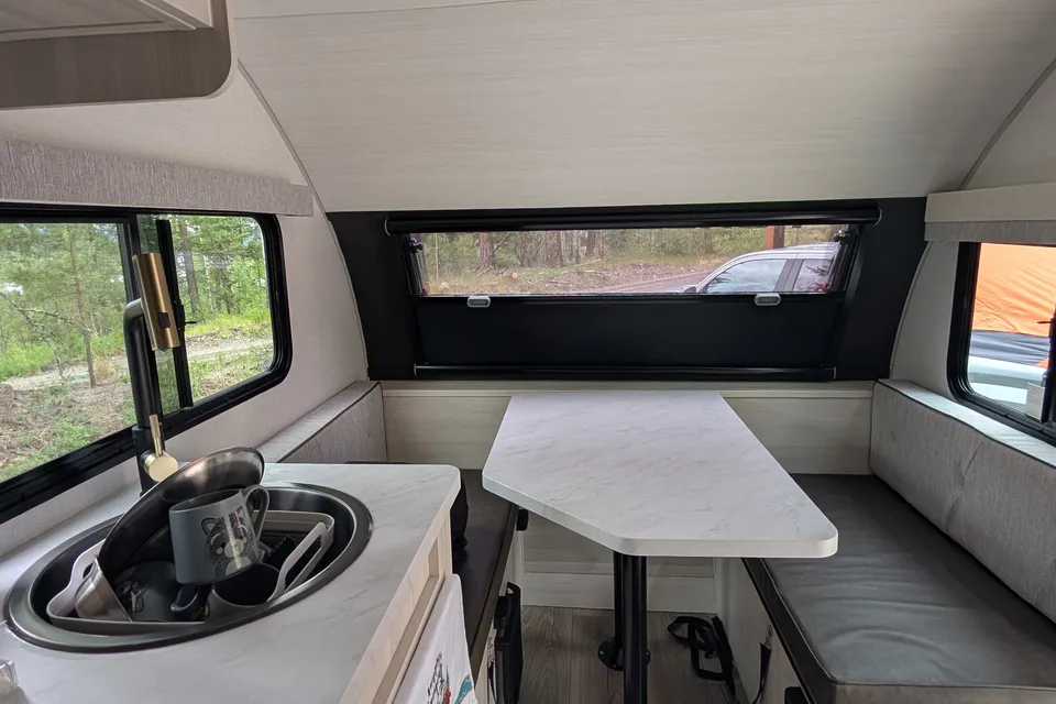 Chilliwack Forest River R-Pod Travel Trailer
