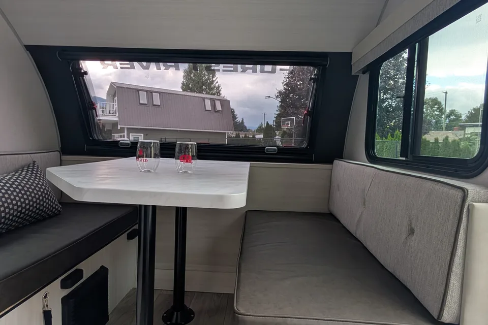 Chilliwack Forest River R-Pod Travel Trailer