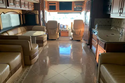 Fleetwood Disco 40X RV Rental