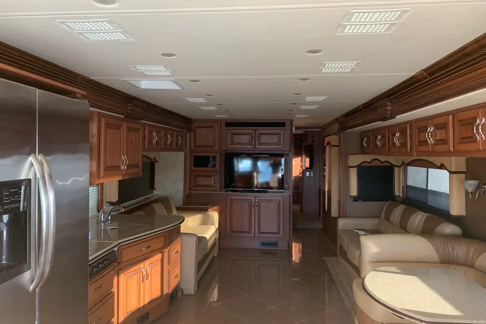 Fleetwood Disco 40X RV Rental