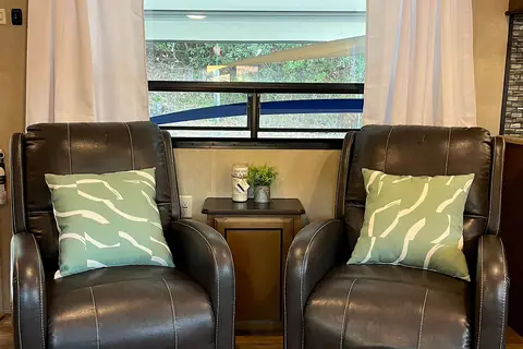 RV Glamping in Relaxing Avila Beach And Surrounding Areas!