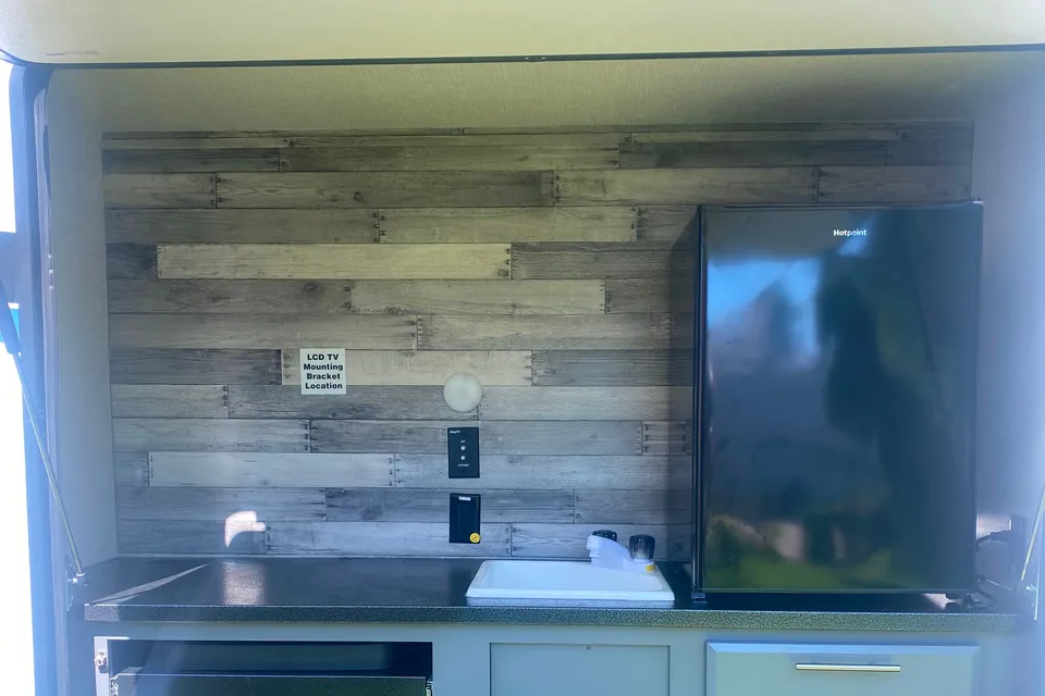 Roberto's Volante Volante Travel Trailer