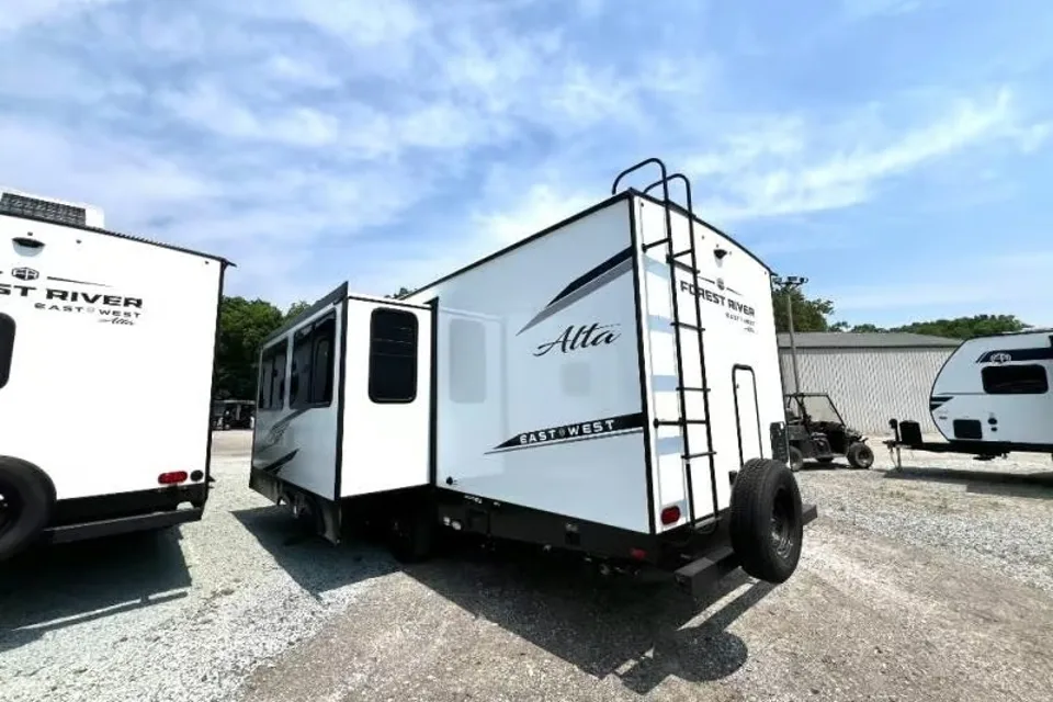 "Monorail A" East to West Alta 2800KBH Travel Trailer