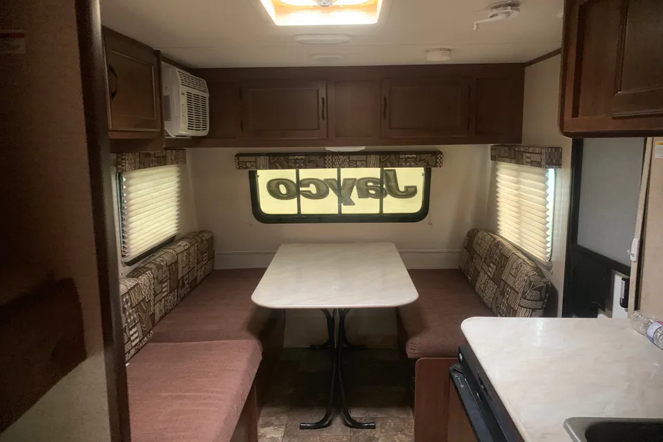 Jay Flight 184bh Travel Trailer