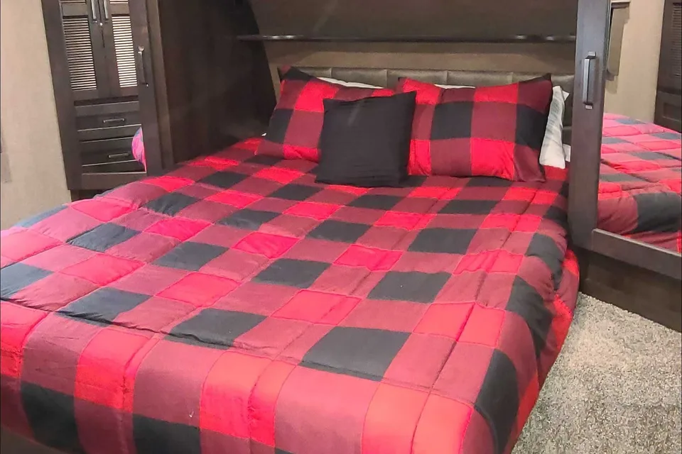 Shy's Grand Design Reflection 312BHTS Travel Trailer