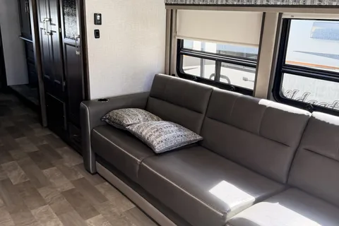 Fun Times - Coachmen Mirada 32SS Class A