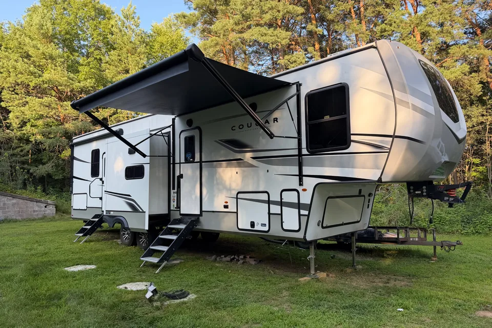 2025 Keystone Cougar Fifth Wheel