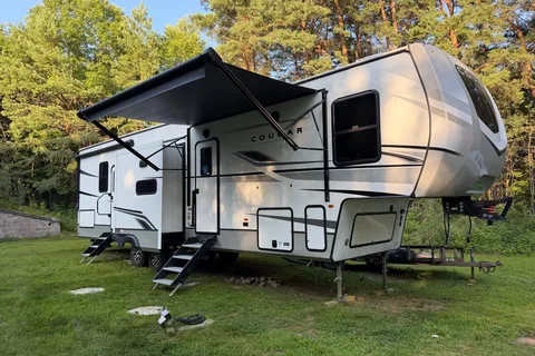 2025 Keystone Cougar Fifth Wheel