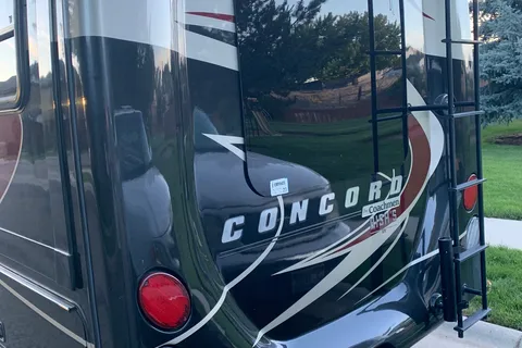 John’s Coachmen Concord Class C