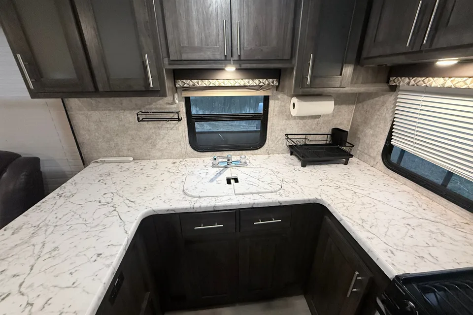 Barre's Highland Ridge RV Open range 2804rk Travel Trailer