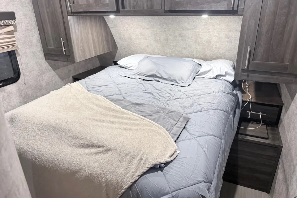 Barre's Highland Ridge RV Open range 2804rk Travel Trailer