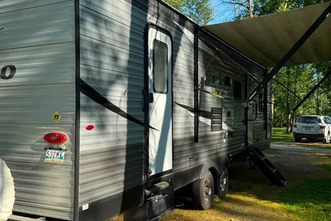 Travis's Jayco SLX 28BHS Travel Trailer