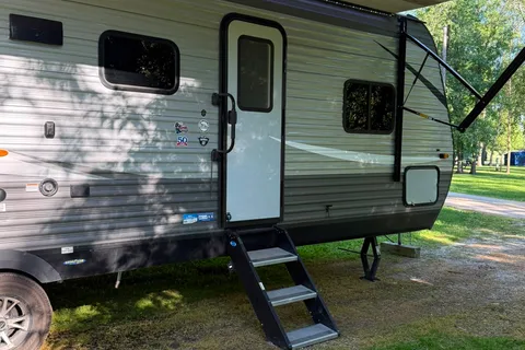 Travis's Jayco SLX 28BHS Travel Trailer