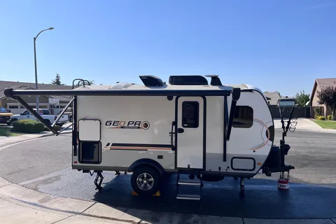 Sean's Forest River Rockwood Geo Pro Travel Trailer