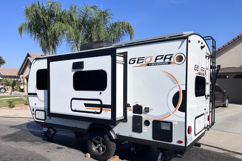 Sean's Forest River Rockwood Geo Pro Travel Trailer