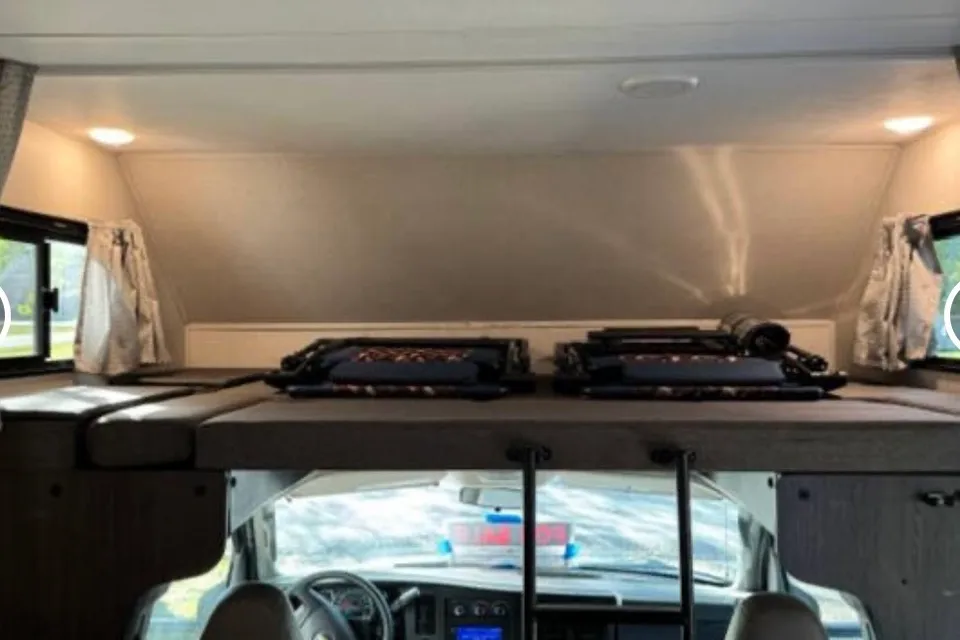 T’s Vacation on wheels