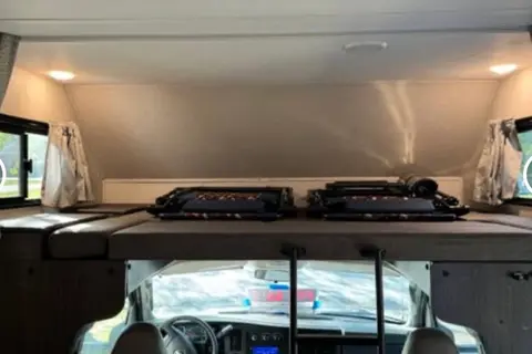 T’s Vacation on wheels