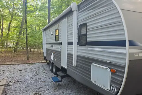 Jeremy's Shasta 26DB Travel Trailer