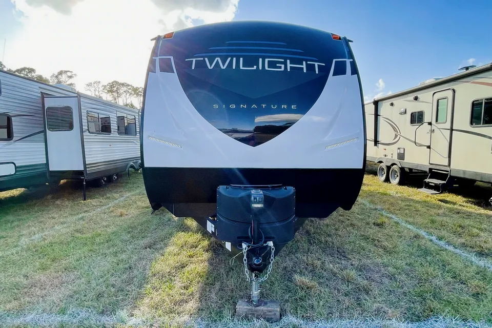 AMAZING + *Twilight* (Delivery Available)