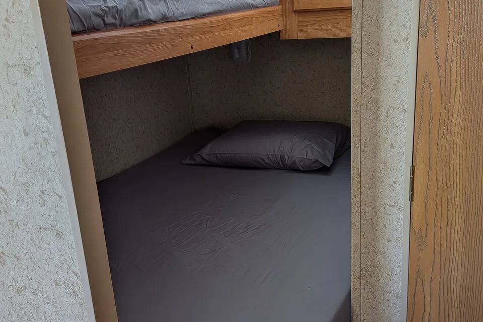 Spacious Family Bunkhouse