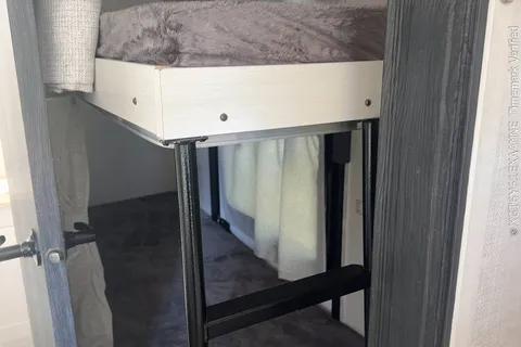 Ingrid's Introvert Inn