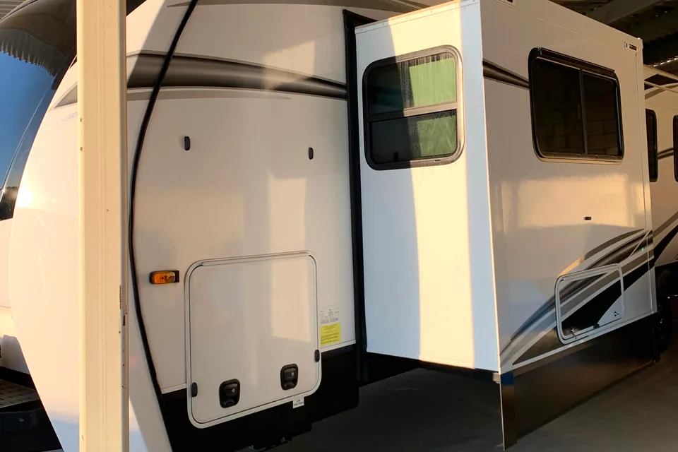 Glamping Jayco Fbok320 Travel Trailer