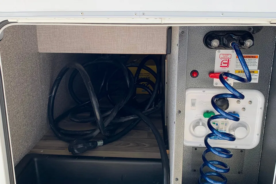 Glamping Jayco Fbok320 Travel Trailer
