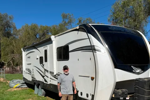 Glamping Jayco Fbok320 Travel Trailer