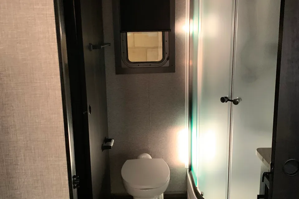 Glamping Jayco Fbok320 Travel Trailer