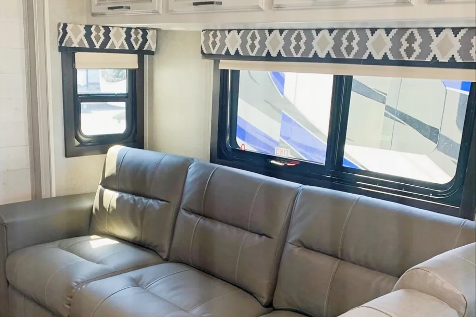Farmhouse On Wheels